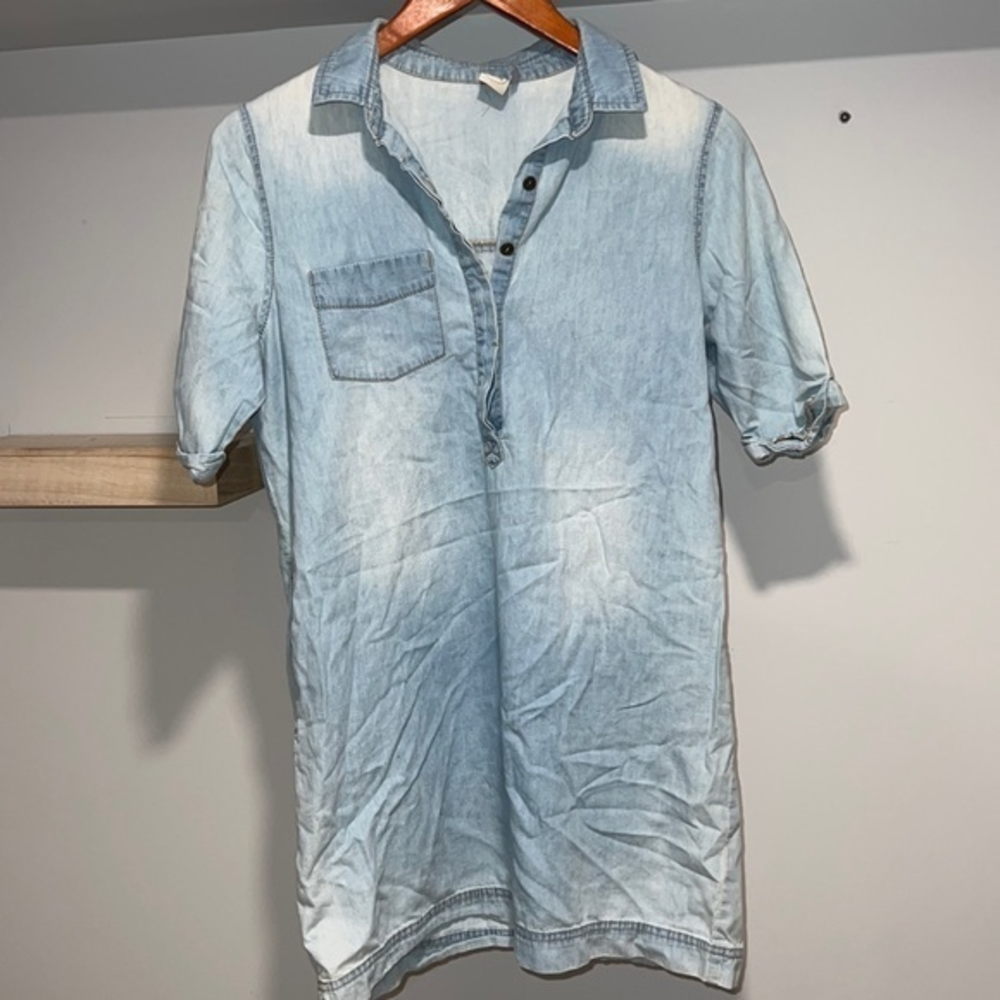 Blue‎ T shirt dress button up